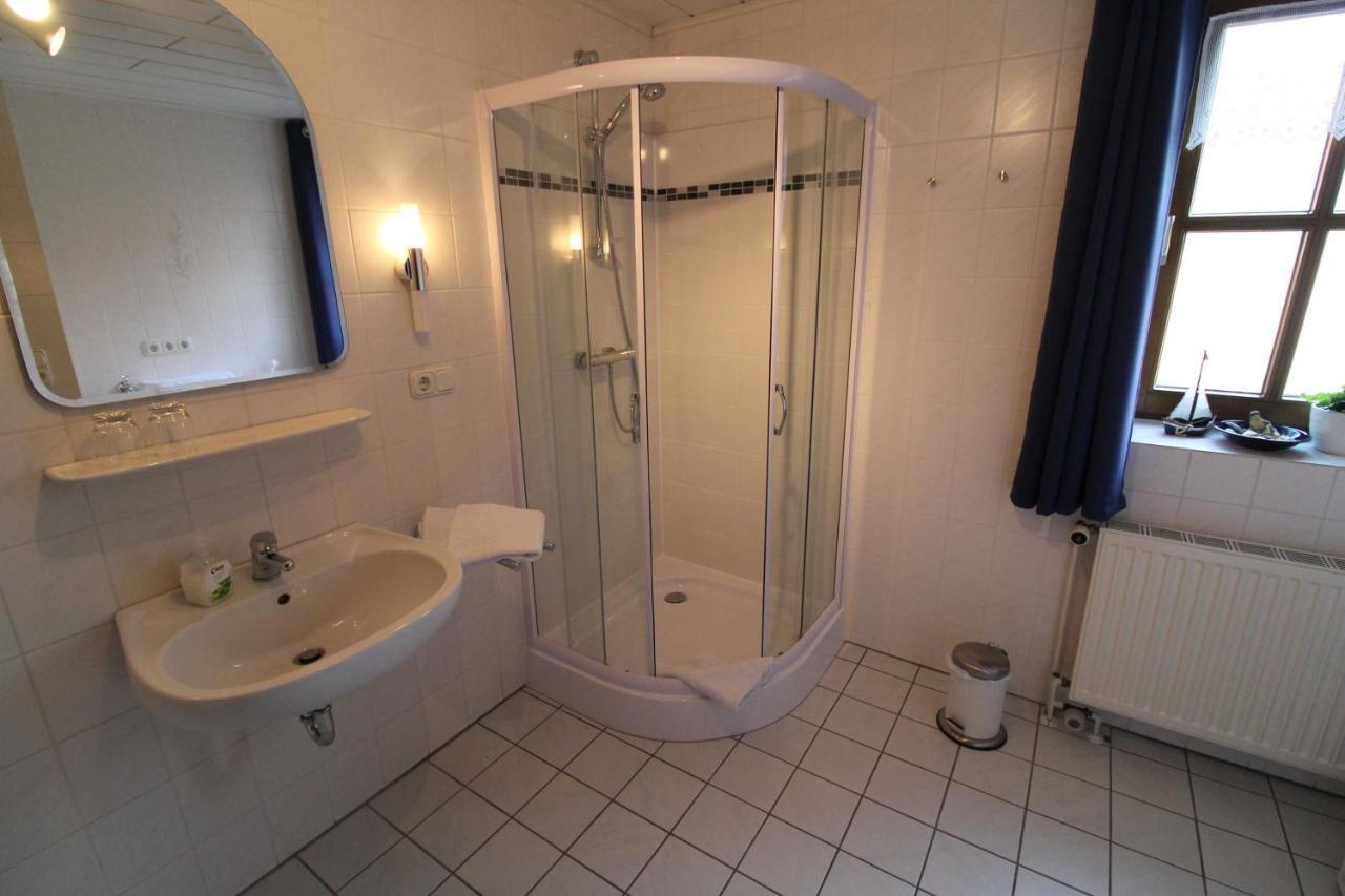 Ferienwohnung Schmidt, 95131 Rhauderfehn Eksteriør billede